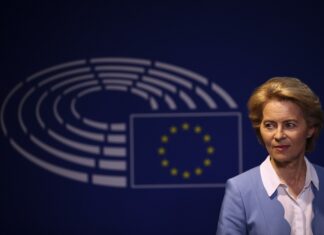 Ursula von der Leyenová stojí na čele Evropské komise jako první žena.