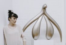 Klitoris v podání umělkyně Sophie Wallace.